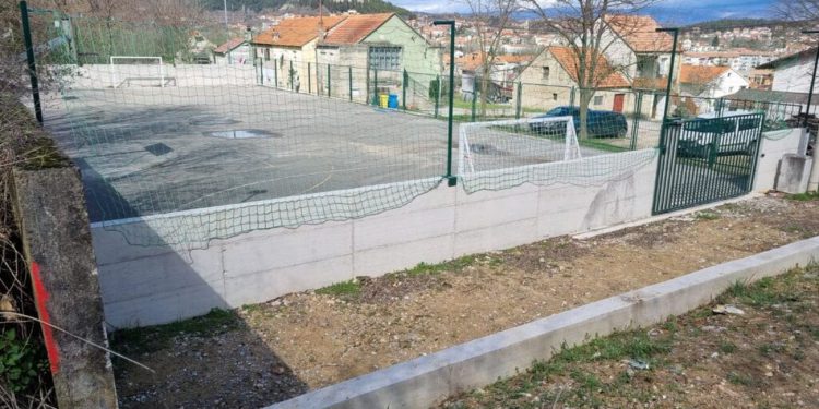 Pokrenut postupak za uređenje novog dječjeg igrališta u Brnazama