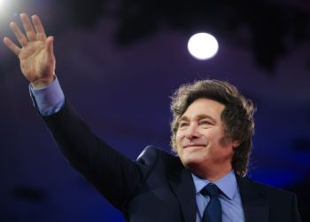 Političke potvrde pokreću prostirke