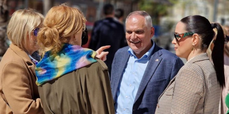 Pravo misto u Omišu, Boban poručio: “Raduje me veliki broj mladih ljudi iz Omiša i zaleđa”