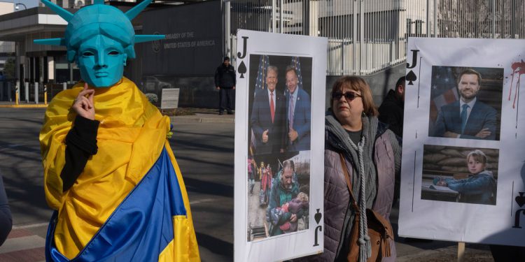 Prkosni Ukrajinci krive Trumpa za ‘izdaju’ usred užasa najnovijih gubitaka na bojnom polju