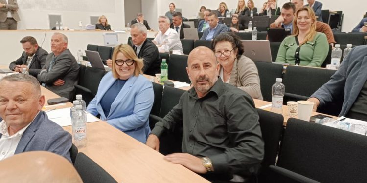 Problemi s rebalansom proračuna u županiji; Nevenka Matejasu: “Kerum je brend!”