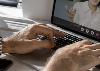 Provjerite špijunira li vas netko putem vašeg uređaja