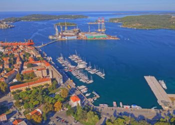 Pulski Uljanik od jučer u blokadi, direktor Samir Hadžić: “Riječ je o greški”