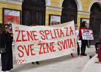 RAČUNAJTE NA OTPOR” Split marširao za prava žena: “Nećemo tolerirati nepravdu i nasilje!