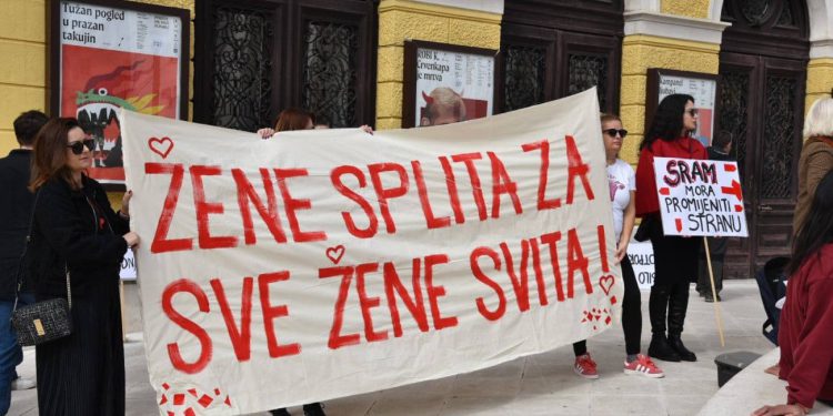 RAČUNAJTE NA OTPOR” Split marširao za prava žena: “Nećemo tolerirati nepravdu i nasilje!