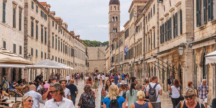 RAZBIJEN MIT Govorilo se da turizam čini 20 posto hrvatskog BDP-a, no stigle su drugačije brojke!