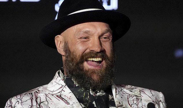 Ricky Hatton otkriva što će trebati da Tyson Fury izađe iz mirovine – jer Gypsy King Insider inzistira na tome da bi “skočio na” Anthony Joshua Fight