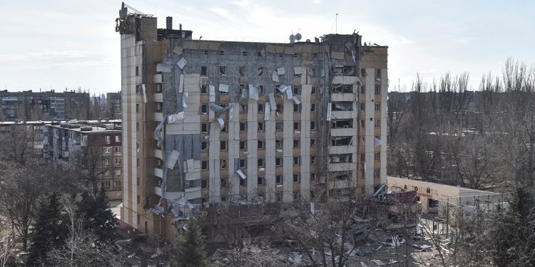 Rometown Zelenskyy trpi ruski napad dok se Ukrajina okreće prema miru