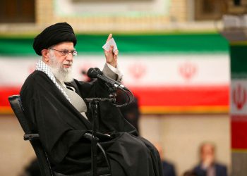 Ruski vojni stručnjaci posjećuju Iran dok obje nacije produbljuju veze