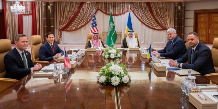 SAD završava stanku na obavještajnu i sigurnosnu pomoć Ukrajini u ponudi za 30-dnevno primirja