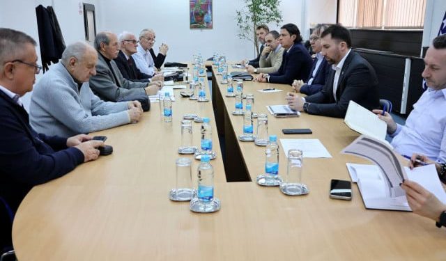 SASTANAK VLADE FBIH I UMIROVLJENIKA Federacija BiH ulaže 337 milijuna KM više u mirovine u 2025. godini