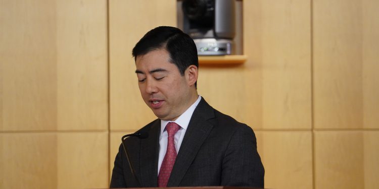 SEC resetira svoj kripto odnos