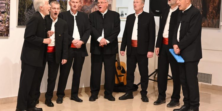 SLAVLJE BOKELJSKE MORNARICE Završene ovogodišnje Tripundanske svečanosti u Splitu