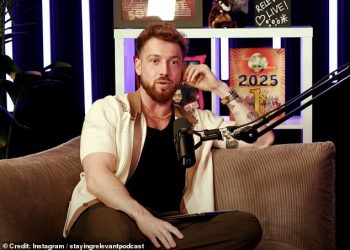 Sam Thompson obraća se fazama tuge dok se njegova bivša Zara McDermott kreće s Louisom Tomlinsonom dok priznaje da se osjeća usamljeno od ‘neuspjele romance’