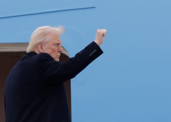 Šef Trumpove antisemitske radne skupine dijeli antisemitski tweet o “Židovskim kartama”