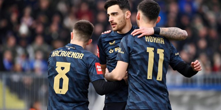 Sportske novosti – ANKETA Treba li igrati Kulenović ili Kanga? Sve su brojke na Kuletovoj strani osim