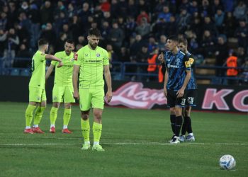 Sportske novosti – ANKETA/VIDEO: Je li sudac prelako dosudio penal na Petkoviću? Pogodak Varaždina također pod povećalom