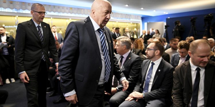 Sportske novosti – Bivša Dinamova vlast tvrdi: ‘Nismo klub ostavili u minusu nego s 15 milijuna eura plusa’