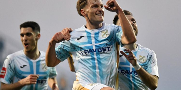 Sportske novosti – Fruk junak derbija, koristio je naivnosti obrane Hajduka, ali ima jednu manu na kojoj mora raditi