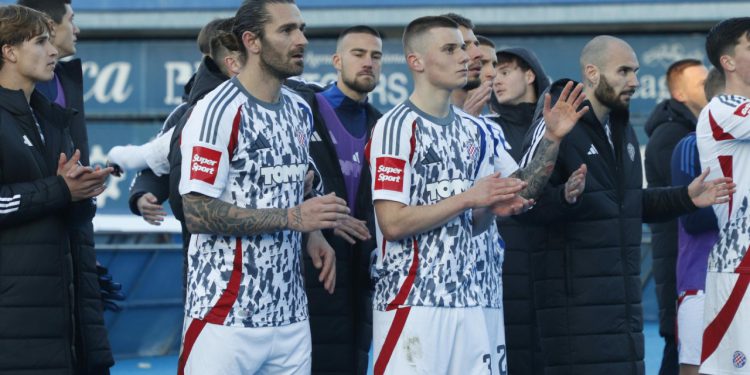 Sportske novosti – Hajduk čeka velika rekonstrukcija: Bijeli ostaju bez čak 11 igrača i kreću u novu kupovinu