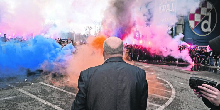 Sportske novosti – Iz Dinama poslali poruku navijačima, podsjetili na ispunjeno obećanje i priznali: ‘Svjesni smo naših grešaka’