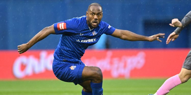 Sportske novosti – ‘Jakire, Bog ti dao zdravlja što si ga vratio’. Dinamov ‘penzioner’ je pun pogodak, zaslužio je novi ugovor