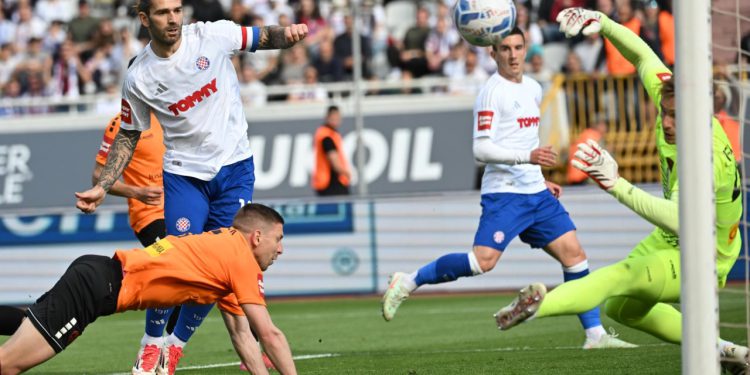 Sportske novosti – Legenda bijesna: ‘Dokle smo to došli!? Ne mogu više gledati ovakav Hajduk, ovako se ne igra niti u drugoj ligi’