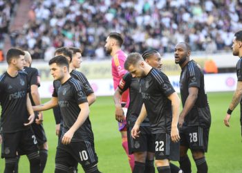 Sportske novosti – Mierez i Mudražija ne pokazuju dugoročnu viziju, sudbina trojca pokazat će u kojem smjeru Dinamo želi