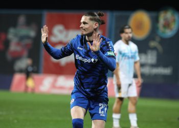 Sportske novosti – Odbačenik Rujevice izrastao u jednog od najboljih igrača lige i zavio Rijeku u crno. A ‘vrijedi’ 500.000 eura