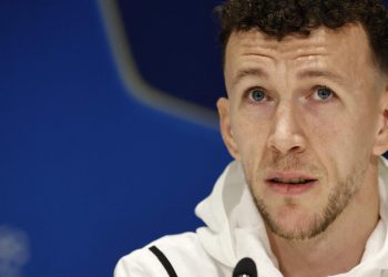 Sportske novosti – Perišić poslao poruku suigračima: ‘Ne borimo se jedni za druge i to me ljuti. Ne podnosim poraz…’