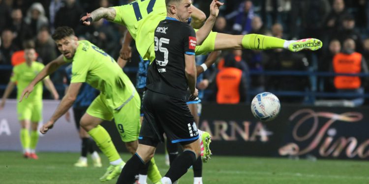 Sportske novosti – Petković ulaskom pokrenuo Dinamo, Mmaee ponovno imao peh, ali od jednog se igrača puno više očekivalo