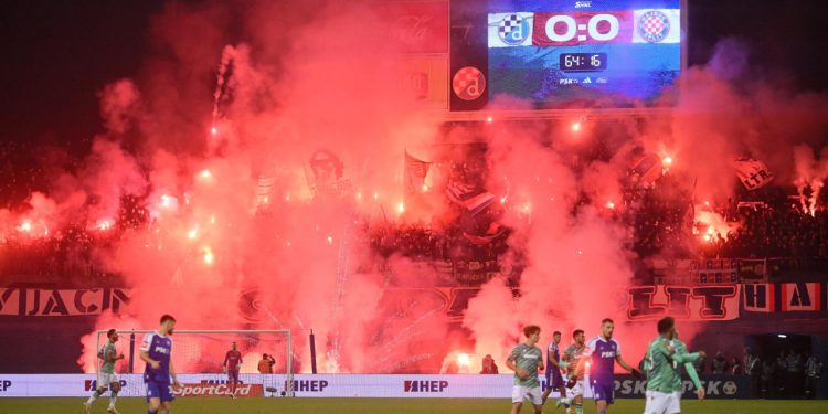 Sportske novosti – ‘Predsjednik Hajduka može pitati drugove iz Torcide kad će početi plaćati kazne. Ako ih pita, potjerat će ga…’