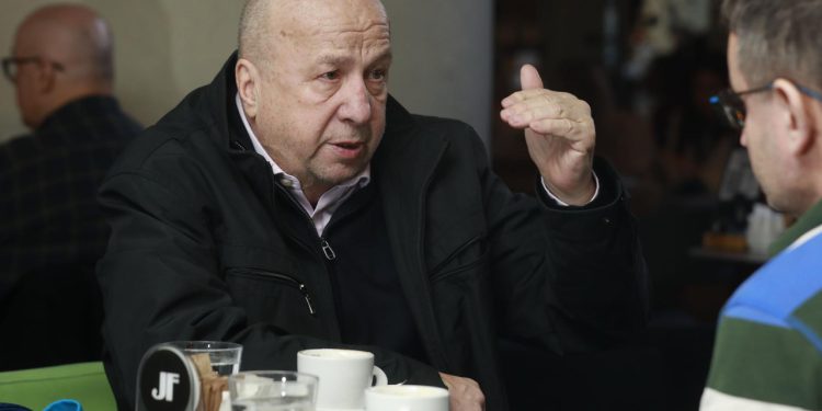 Sportske novosti – Raskol u Dinamu: Zajec je ostao bez ingerencije pa prijeti Upravi, a sebe je ogradio od odgovornosti