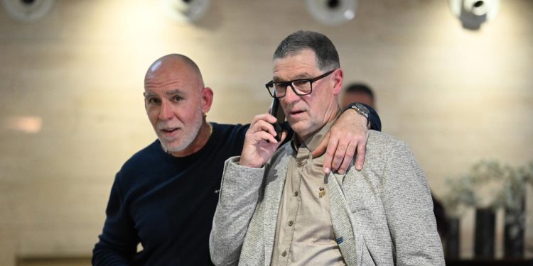 Sportske novosti – UŽIVO: Dan odluke u Zadru, stigli legendarni Vatreni i Reno Sinovčić, Tornado mu priredio vatreni doček!