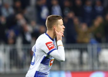 Sportske novosti – UŽIVO: GOOOL! Osijek poveo nakon brze akcije, VAR dugo provjeravao potencijalno zaleđe