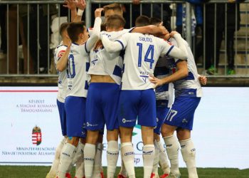 Sportske novosti – UŽIVO: Osijek poveo nakon brze akcije, navijači cijelo vrijeme skandiraju ‘Uprava, odlazi’