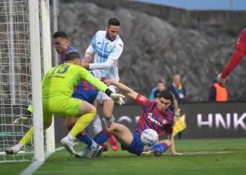 Sportske novosti – UŽIVO/VIDEO: GOOOL! Novi show Tonija Fruka: Natjerao Prpića da zabije autogol, a onda i izborio penal