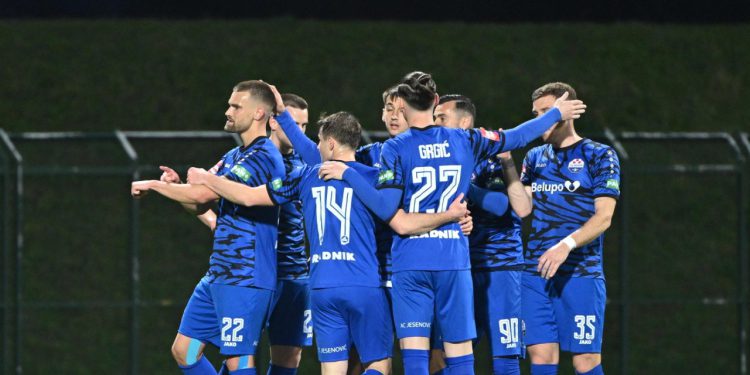 Sportske novosti – UŽIVO/VIDEO: Gorica se raspala u nadoknadi prvog dijela, Slaven zabio dva gola. VAR gostima poništio gol i penal
