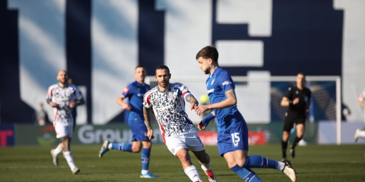 Sportske novosti – VIDEO: Hajdukovci tražili jedanaesterac. Livaja pao u šesnaestercu, VAR se nije oglasio