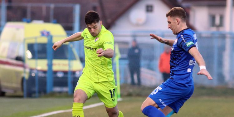 Sportske novosti – VIDEO: Pogledajte gospodski potez Martina Baturine, sudac mu odmah čestitao, a suigrač nije bio oduševljen