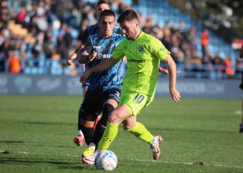 Sportske novosti – Varaždin postavio travnjak za 300.000 eura, na zapadu zabranjena Dinamova obilježja