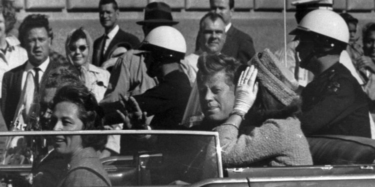 Stotine brojeva socijalnog osiguranja procurilo je u neredatiranim datotekama JFK