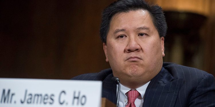 Sudac imenovan Trumpom podsjeća na sudsku skupinu zbog “samo svetih” izjave o prijetnjama