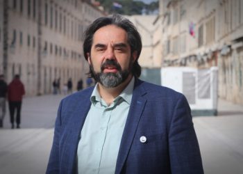 TRAGEDIJA I POLITIČKA NADMETANJA Giljača rekao da mu protukandidat vodi centar 112, ali to nije točno