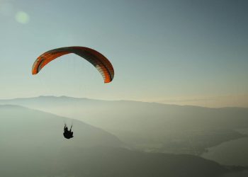 TRAGEDIJA KOD BUZETA Muškarac pao u provaliju na uzletištu za paraglajdere