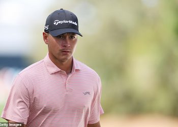 Tiger Woods trpi još jedan udarac na prvenstvu igrača … unatoč tome što čak nije bio na TPC Sawgrass