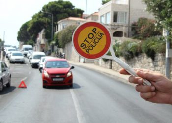 Tjedan na prometnicama: Ispisano više od 600 kazni, 90 zbog nepropisnog zaustavljanja i parkiranja
