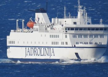 Trudnica nije rodila na brodu, ali je sretno stigla do Splita