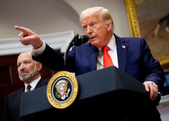 Trump News Live: SAD prognoza za ulazak u recesiju nakon što Trump sruši tržišta s tarifama na Kanadu, Kinu i Meksiko