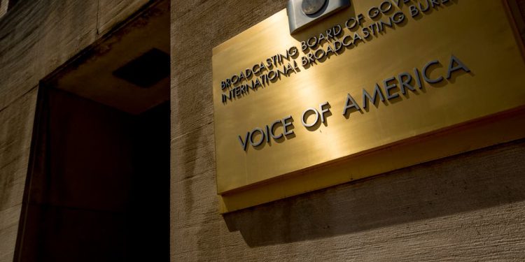 Trump cilja knjižnice i državne medijske organizacije usred glasa američkog osoblja